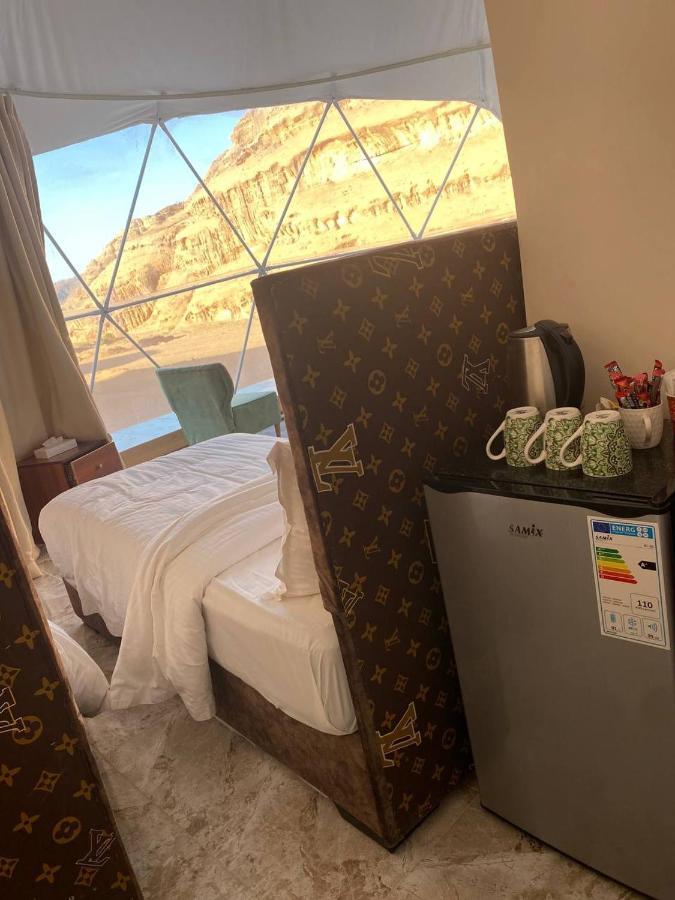 Saraya luxury camp Hotel Wadi Rum Bagian luar foto