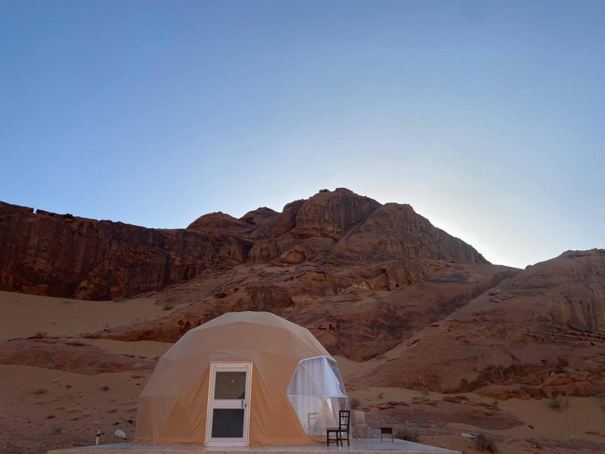 Saraya luxury camp Hotel Wadi Rum Bagian luar foto