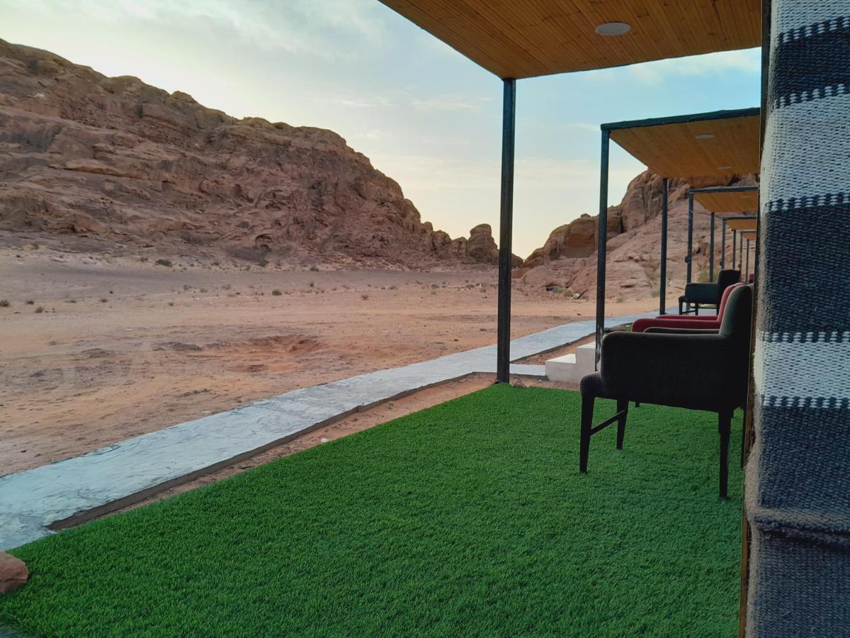 Saraya luxury camp Hotel Wadi Rum Bagian luar foto