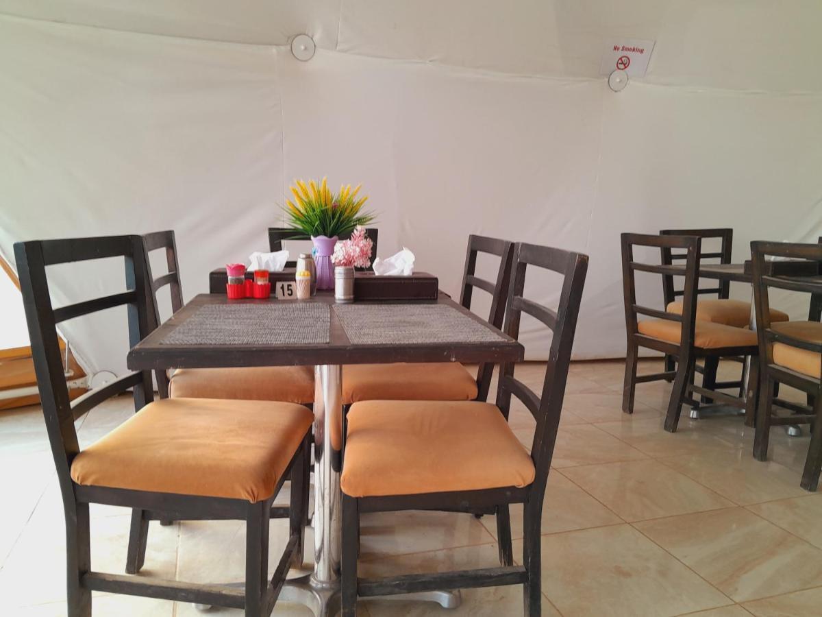 Saraya luxury camp Hotel Wadi Rum Bagian luar foto