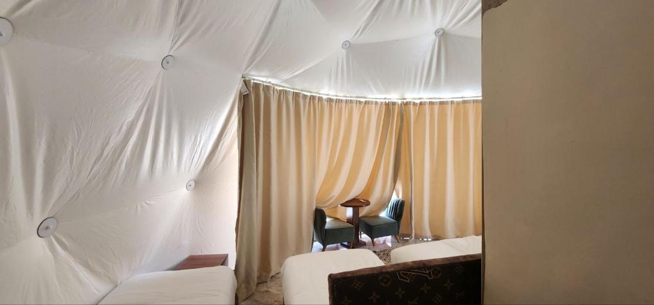 Saraya luxury camp Hotel Wadi Rum Bagian luar foto
